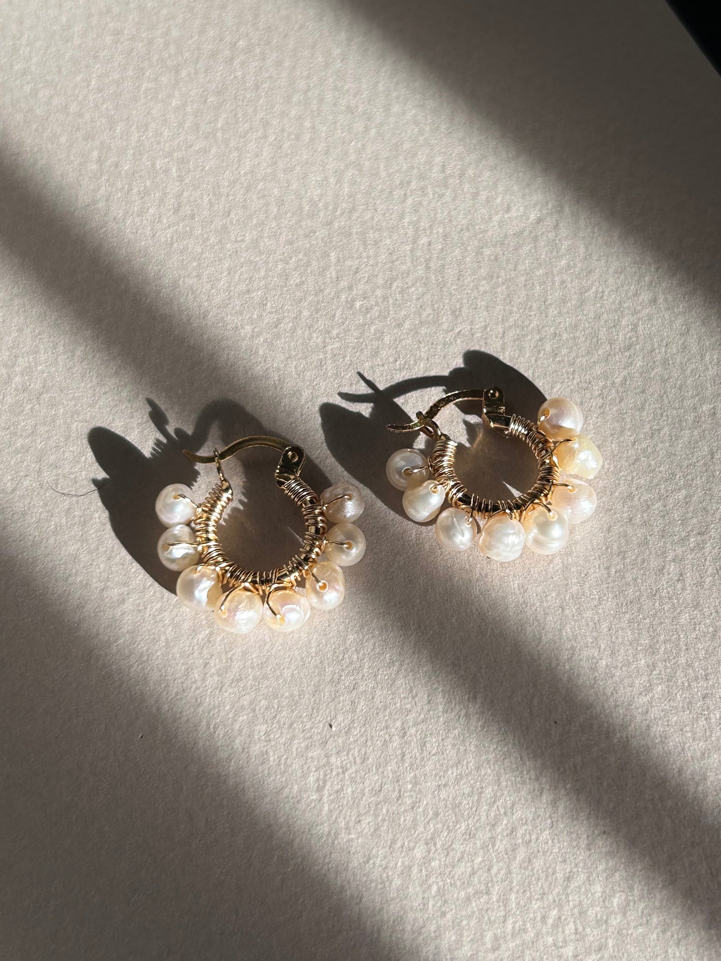 Arracadas mini con perlas Bonhomía